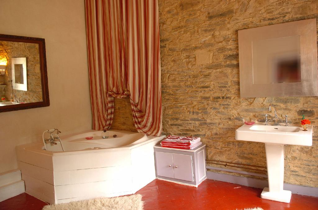 Chateau Du Boschet Bed & Breakfast Bourg-des-Comptes Rom bilde